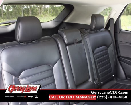 Used 2023 Ford Edge SEL image 21