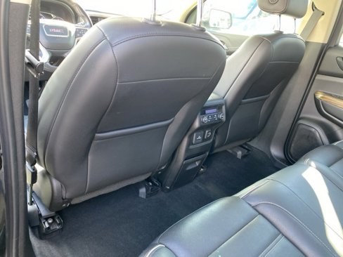 Used 2019 GMC Acadia Denali image 34