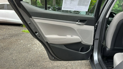 Used 2019 Hyundai Elantra SE image 22