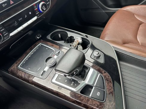 Used 2018 Audi Q7 3.0T Prestige w/ Prestige Package image 28