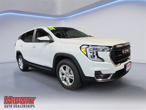 Used 2024 GMC Terrain SLE image 7
