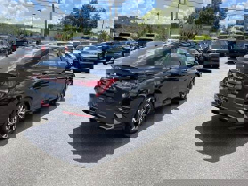 New 2025 Hyundai Elantra Sport image 3