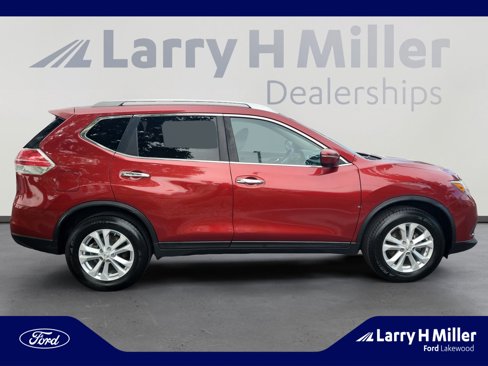 Used 2015 Nissan Rogue SV w/ SV Premium Package image 6