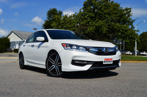 Used 2016 Honda Accord Sport image 22