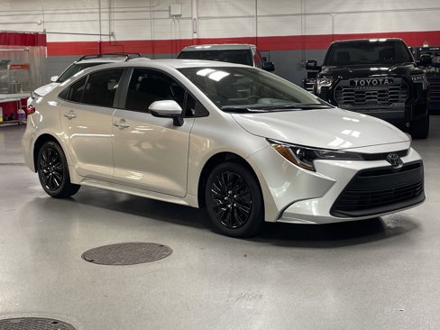 Certified 2024 Toyota Corolla LE image 2