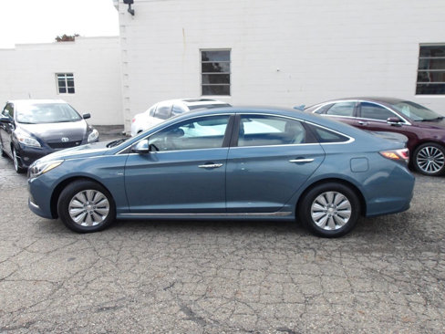 Used 2016 Hyundai Sonata SE image 3