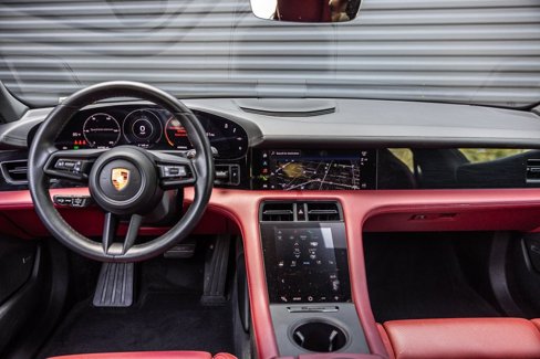 Certified 2022 Porsche Taycan 4 Cross Turismo image 12