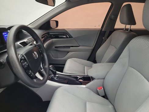 Used 2016 Honda Accord LX image 17