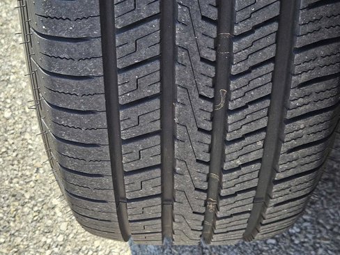 Used 2011 Kia Sorento LX w/ Convenience Pkg image 9