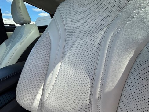 Used 2022 Ford Mustang Mach-E Premium image 39