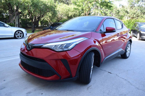 Used 2020 Toyota C-HR LE image 2
