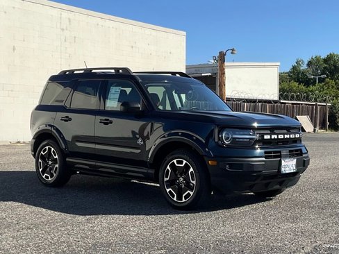 Certified 2022 Ford Bronco Sport Outer Banks w/ Tech Package image 8