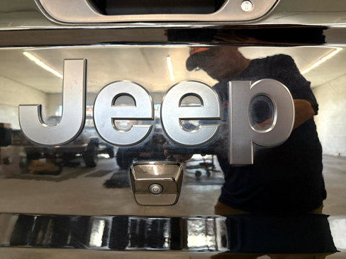 Used 2021 Jeep Gladiator Sport image 79