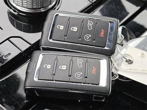 Used 2022 Jeep Grand Cherokee L Overland image 38