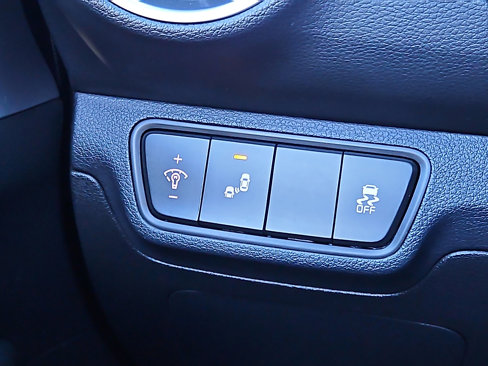 Used 2023 Kia Forte LXS w/ LXS Technology Package image 24