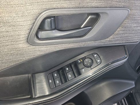 Certified 2021 Nissan Rogue S image 28
