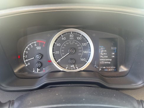 Used 2020 Toyota Corolla LE image 13