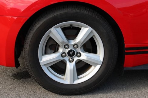Used 2016 Ford Mustang Convertible image 35