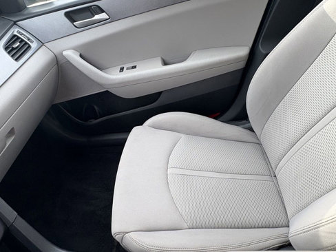 Used 2019 Hyundai Sonata SE image 17