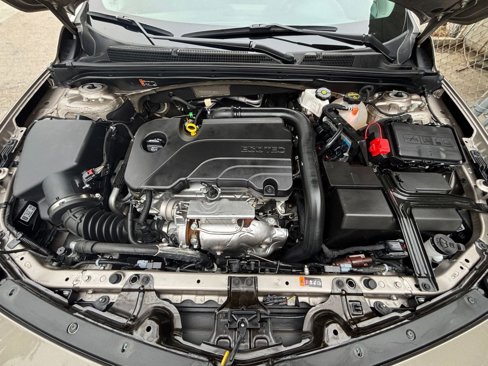 Used 2024 Chevrolet Malibu LT image 32