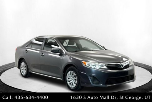 Used 2014 Toyota Camry LE image 7