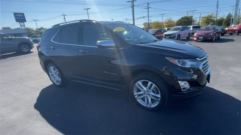 Used 2021 Chevrolet Equinox Premier image 2
