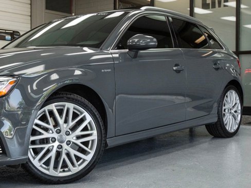 Used 2018 Audi A3 e-tron Premium Plus w/ Technology Package image 11