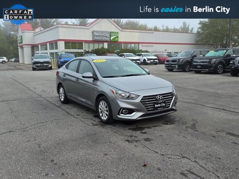 Used 2021 Hyundai Accent SEL image 1