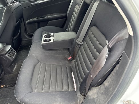 Used 2013 Ford Fusion SE image 6