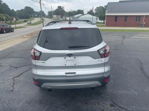 Used 2018 Ford Escape SEL w/ Ford Safe & Smart Package image 4