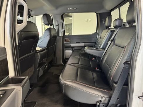 Used 2021 Ford F150 Lariat w/ Max Trailer Tow Package image 18