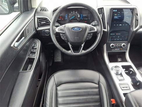 Used 2022 Ford Edge SEL image 11