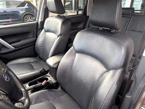 Used 2015 Subaru Forester 2.5i Touring w/ Eyesight & Navigation System image 6
