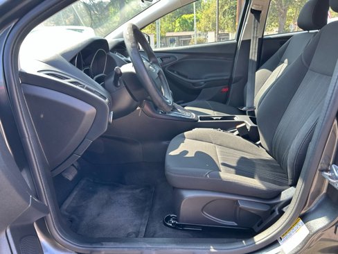 Used 2017 Ford Focus S image 6