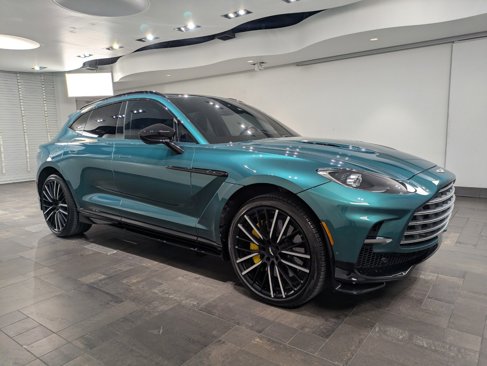 Used 2024 Aston Martin DBX 707 image 1