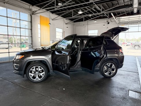 Used 2019 Jeep Compass Limited image 18