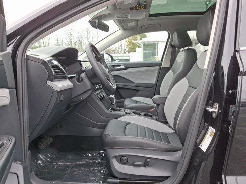 New 2024 Volkswagen Taos SEL image 6