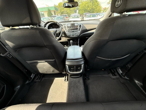Used 2019 Chevrolet Malibu LT image 37