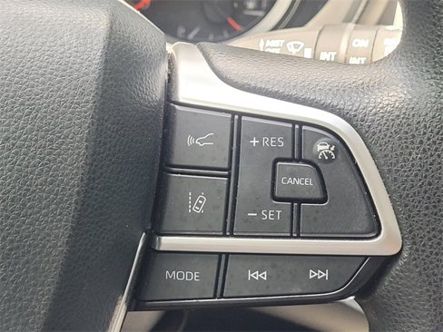 Used 2022 Toyota Highlander L image 22