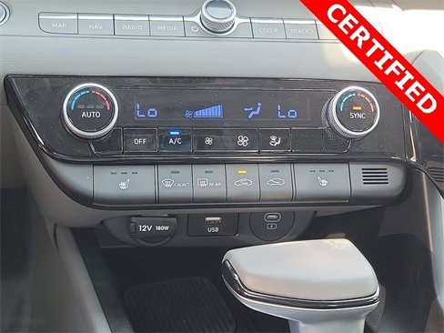 Certified 2024 Hyundai Elantra SEL w/ Convenience Package image 10