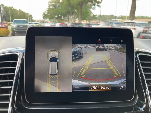 Used 2019 Mercedes-Benz GLE 400 4MATIC image 10