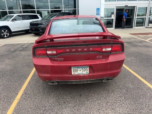 Used 2012 Dodge Charger SXT image 6