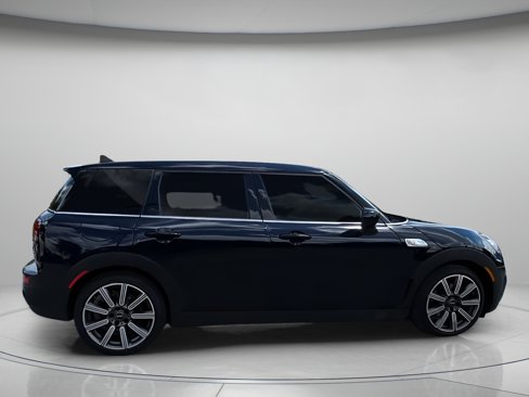 Used 2020 MINI Cooper Clubman S image 32