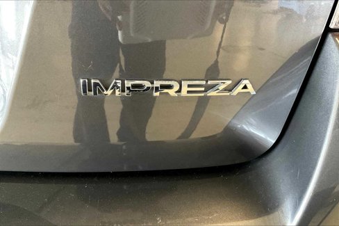 Used 2022 Subaru Impreza 2.0i Premium image 9