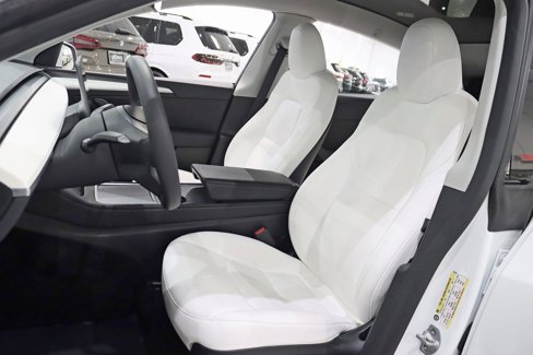 Used 2023 Tesla Model Y Performance image 26