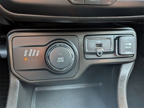 Certified 2020 Jeep Renegade Altitude image 21