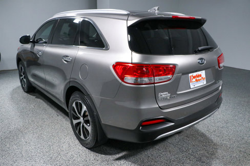 Used 2018 Kia Sorento EX image 9