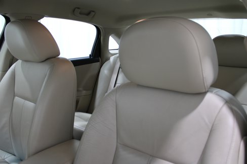 Used 2011 Chevrolet Impala LTZ image 5