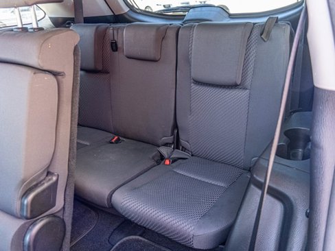 Used 2019 Toyota Highlander LE image 13