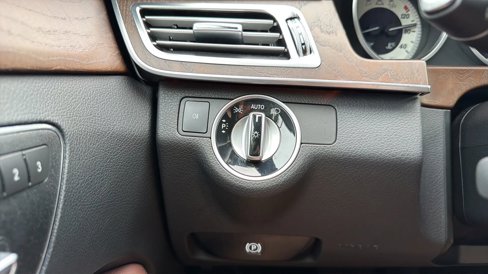 Used 2014 Mercedes-Benz E 350 Sedan image 34